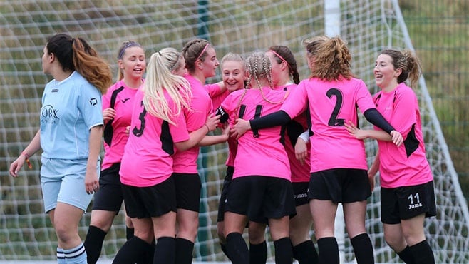 Olahraga terbaik untuk membangun kerja tim dan kepemimpinan Olahraga terbaik untuk membangun kerja tim dan kepemimpinan