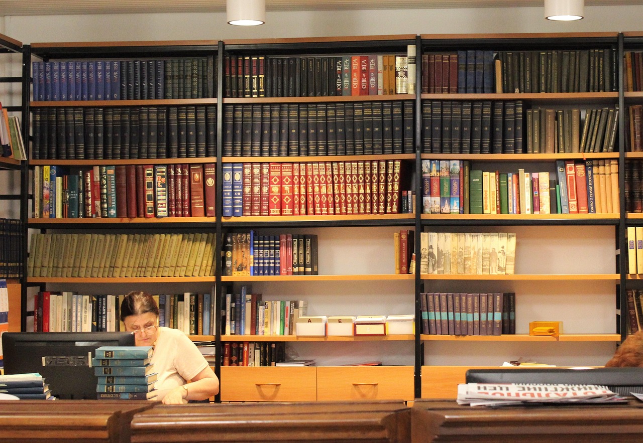 What readers should know before reading expert opinions